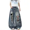 Jeans Rasgado com Estampa de Letras Retro Americano para Mulheres, Design Moderno de Verão, Calça Larga Solta