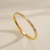 Pulseira quadrada de zircônia em aço inoxidável vintage europeu e americano, pulseira de pulso com estilo metálico único, joia feminina de nicho de alta qualidade transfronteiriça
