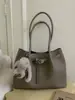 Bolso Retro Relajado de Gran Capacidad para Mujer 2025 Otoño e Invierno Nuevo Bolso de Hombro para el Trabajo Bolso Tote Casual de Mano