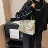 Bolsa de Ombro Casual Feminina de Nicho Tendência Bolsa Tote de Grande Capacidade Nova Moda Verão 2023 Bolsa Simples Fashion para Mulheres