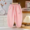 Pantalones deportivos de algodón para niñas, primavera y otoño, suaves y elásticos, de cintura alta, no apretados, corte holgado, estilo jogger, pantalones deportivos casuales para niños y niñas