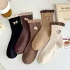 Calcetines de Media Pantorrilla para Mujer en Color Café con Encaje Bordado de Dibujos Animados, Nuevos Lindos Calcetines de Algodón Retro Japonés de Moda para Otoño e Invierno