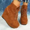 Botas Martin de Talla Grande Transfronterizas Europeas y Americanas para Mujer Cálidas con Forro de Terciopelo Moda Invierno Europeo y Americano Punta Redonda Botines Tacón de Cuña Venta al por Mayor Talla Grande