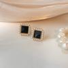 Brincos de Pérola em Prata S925 para Mulheres, Luxo Leve, High-End, Nicho, Populares, Brincos Versáteis, Joia de Orelha Única e Bonita, Brincos