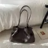 Bolsa Marrom Maillard Retrô de Luxo para Mulheres 2025 Nova Bolsa de Ombro Grande Capacidade para o Dia a Dia Bolsa Tote de Mão