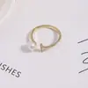 Anillo Abierto Simple de Zirconia y Perla de Agua Dulce Natural para Mujer Otoño e Invierno Anillo de Nicho Versátil de Gama Alta