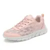 Zapatos Blancos Versátiles para Mujer, Nuevos Zapatos de Verano para Mujer, Tenis Ligeros para Correr con Suela Suave, Zapatos Casuales Cómodos y Transpirables, Modernos