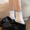 Mocasines cerrados y plisados para mujer con suelas gruesas y tacón abierto, nuevo modelo de otoño 2026, slip-on, medias pantuflas para uso exterior a la moda