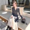 Elegante Vestido Traje Gris de Estilo Francés para Ocasiones Importantes, con Diseño Ceñido a la Cintura, de la Colección Primavera 2026