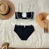 Biquíni Estilo Ins Flor de Camélia Branco Lua Branca com Alças Finas, Sexy e Puro Desejo, Roupa de Banho Discreta para Resort e Fontes Termais para o Verão
