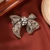Broche de Gravata Borboleta Novo Transfronteiriço Design Retrô de Alto Padrão Grande Alfinete de Laço Corsage Acessórios para Roupas Femininas