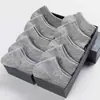 Calcetines de algodón negros, blancos y grises, calcetines cortos de algodón, transpirables para primavera y verano, absorbentes de sudor, resistentes al olor, algodón de Xinjiang, calcetines de media pantorrilla para hombre y mujer al por mayor