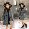 Ropa Exterior de Lana para Niñas 2024 Nuevo Otoño e Invierno Estilo Coreano Moda y Elegante Ropa Exterior de Longitud Media para Niños Estilo Princesa Engrosada Moderna