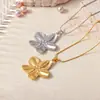 Collar con Colgante de Flor Grande de Acero Inoxidable Estilo Palacio Retro Transfronterizo Europeo y Americano para Mujer Diseño Impermeable Ins