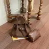 Bolso tote pequeño de alta gama, de nicho y moderno para el trabajo, nueva colección de otoño 2026 para mujer, bolso tipo cubo para hombro y cruzado