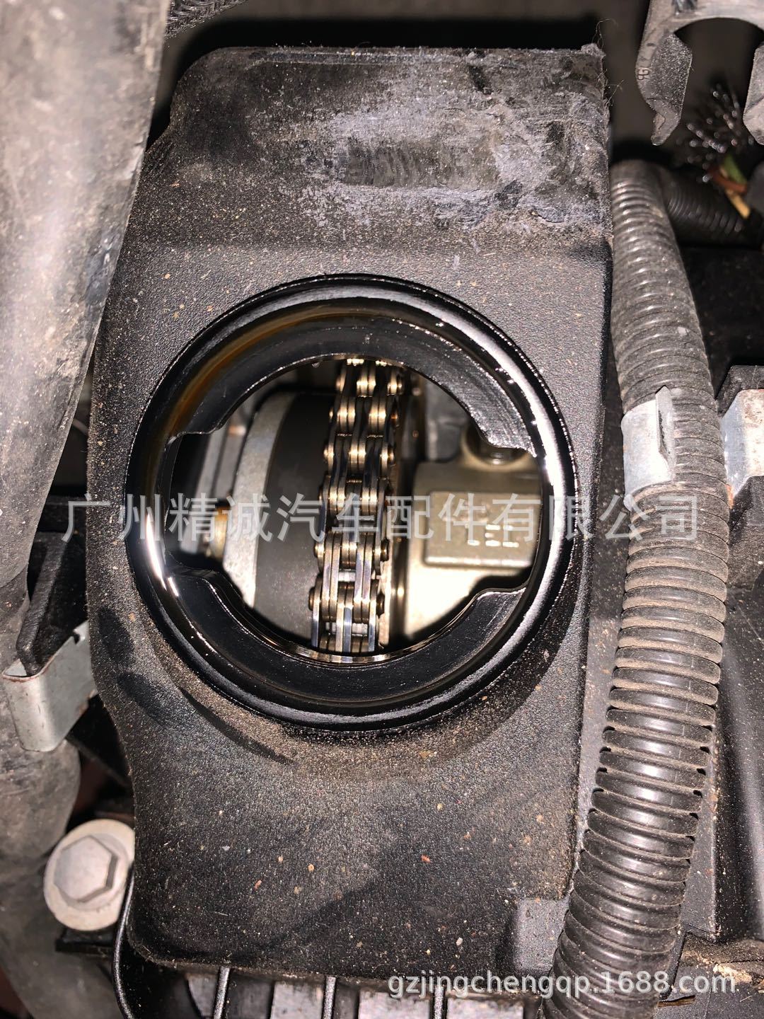 宝马750 N62B48发动机5