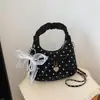 Exquisito bolso de mano de lunares estilo coreano, nuevo diseño dulce y fresco con pliegues, elegante bolso pequeño cruzado, bolso de hombro