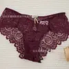 Calcinha Sexy Renda Europeia e Americana Transfronteiriça para Mulheres, Padrão de Laço Vazado Estilo Francês, Calcinha Feminina Confortável e Respirável