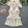 Vestido Estampado Estilo Palácio Retrô para Mulheres Outono 2026 Decote V Afinando a Cintura Vestido Longo Elegante Saia Evasê