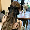 Mesmo Estilo que Celebridades da Internet! Presilha de Mola com Laço de Fita Multicamadas em Cetim Preto para Mulheres, Estilo Doce-Cool Coreano Presilha para Meio Preso