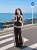 Traje Deportivo a Rayas de Bloques de Color Nuevo para Niñas Primavera y Otoño Chaqueta con Cuello Alto Pantalones de Pierna Ancha Conjunto de Dos Piezas para Niños Medianos y Grandes Casual Moderno