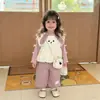 Conjunto de Roupa para Bebê Menina Primavera e Outono Conjunto Fofo de Colete Desenho Animado Colete Camiseta Básica Casual Calça Reta Solta para Bebê