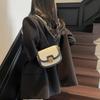 2025 Nuevo Estilo Coreano Diseño Nicho Pu Lona Empalmado Bolso de Silla de Montar Empalme de Color en Contraste Bolso de Hombro Cruzado Trendy Vintage