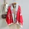 Bufanda de Imitación Cachemir Estilo Tweed con Camelia para Mujer en Otoño e Invierno Nueva Elegante Versátil Decorativa Engrosada Cálida Chal Largo