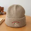 Lindo Gorro de Lana Tejido Bordado con Cachorro para Mujer 2025 Nuevo Otoño e Invierno Pequeño Versátil Que Muestra el Rostro Gorro para Circunferencia de Cabeza Grande