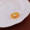 Anel Aberto de Camada Dupla com Letra de Zircônia Galvanizado a Ouro Real, Luxo Leve, Anel de Dedo Indicador de Moda de Alta Qualidade, Acessório de Mão Simples e Versátil