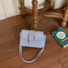Bolsas de Alta Gama para Mujer 2026 Verano Nuevo Estilo Bolso de Hombro para Viajes Cotidianos Moda Diseño Sencillo de Nicho Bolso de Hombro Cruzado