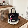 Bolsa Tote de Nylon Simples com Bolinhas Estilo Coreano 2026 Nova Tendência Grande Capacidade Versátil Bolsa Tote Pequena Fresca de Ombro Único
