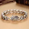 Pulsera Nueva para Hombre con Mantra de Seis Caracteres, Versión Ancha Giratoria de Moda, Joyería Retro para Hombre Audaz y Elegante