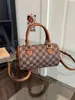Bolso cruzado para mujer, bolso tipo almohada, nuevo bolso Boston simple y moderno popular, correa ancha versátil para el hombro, bolso de hombro cruzado único