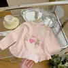 Camiseta de Manga Larga para Niña 2026 Nuevo Estilo Primavera y Otoño para Niños, Bebé Encaje Elegante Versátil Camiseta Básica con Cuello Redondo