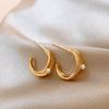 Aretes de tachuela con forma de C Perla Dorada Plata 925 diseño de nicho femenino lujo ligero de alta calidad personalidad versátil nueva joya para la oreja