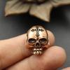 Cobre rojo creativo cruz calavera colgante de cuchillo tejido colgante de cuerda de paraguas rojo neto en vivo hebilla colgante linterna pequeño mayoreo de joyería