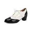 Comercio exterior de AliExpress Otoño/Invierno 2026 tacón alto tacón grueso 40-43 bloqueo de color encaje quemado con cordones Brogue zapatos de vestir