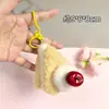 Muñecos para lanzar en bodas, llaveros de peluche, colgantes de muñecos para mochilas de mujer, pequeños regalos promocionales al por mayor