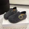 Zapatos casuales tipo slip-on, versátiles para dos estilos diferentes, con un diseño que aumenta la altura, nueva colección otoño/invierno 2026, zapatos casuales tipo slip-on para mujer