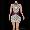 Traje de Performance: Vestido Sexy Feminino de Lantejoulas em Quatro Cores, Justo no Quadril, Slim Fit, Realça a Figura
