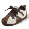 Tênis de treino infantil alemão 2026 Primavera/Outono Novos sapatos casuais para meninas Tênis de skate retrô para meninos Estampa de leopardo Sapatos de bebê Forrest Gump Individual