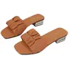 Sandalias de Verano 2027 para Mujer Tallas Grandes, Estilo Francés, Tacón Alto, Plisadas, Tacón Grueso, Chanclas Versátiles, Venta al por Mayor
