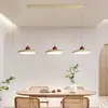 Lámpara colgante inteligente estilo crema para restaurante, lámpara lineal vintage de tres cabezales color dopamina regulable para barra de bar y mesa de comedor