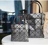 Original Japonés Nuevo Modelo 2024 Bolsa Cuadrada Grande y Pequeña Rombo Geométrico Mini Bolso de Mano de Moda para Toda la Vida para Mujeres Mini