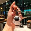 Llavero creativo de astronauta de resina con dibujos animados, llavero de astronauta para coche, bolsa de juguete, colgante, regalo al por mayor