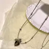Nuevo Collar de Calabaza Minimalista Estilo Chino con Patrón de Pliegues Arrugados, Estilo Vintage Fresco, Sensación de Alta Gama, Cadena para Suéter Única y Versátil