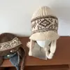 Gorros de Lana Tejida Directo del Fabricante, Hechos a Medida para Niñas, Gorros Vintage con Orejeras Jacquard Fair Isle, En Stock Dropshipping, Gorros Lei Feng