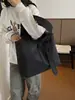 Bolso tote nuevo de gran capacidad 2026, bolso de hombro de nailon, bolso de mano casual y elegante, adecuado para estudiantes mujeres, para ir al trabajo y almacenamiento