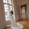 Vestido de novia ligero de manga larga de un solo hombro, nueva colección de otoño 2026, disponible en AliExpress, vestido de novia de moda de un fabricante